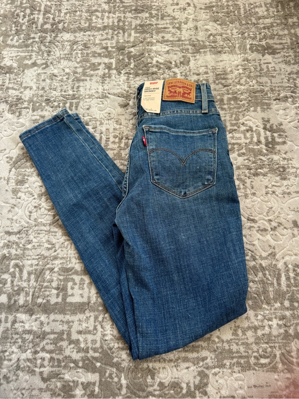 Levi's 721 High Rise Skinny Jeans 25 BNWT